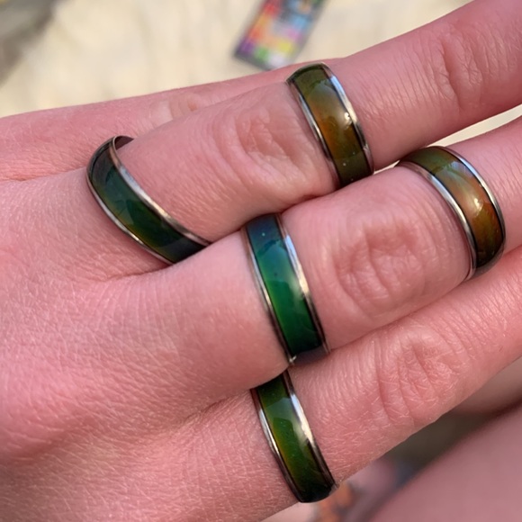 90s Mood Rings - Picture 3 of 3